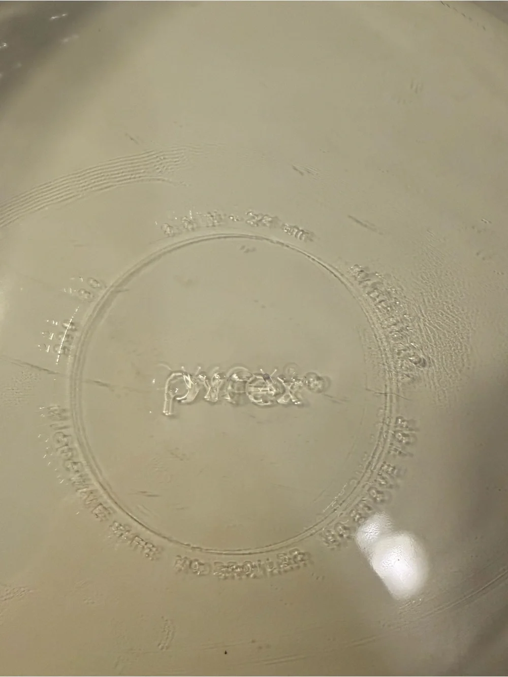 Pyrex Clear Glass pie dish 9.5 etched in vintage 229 fluted handle